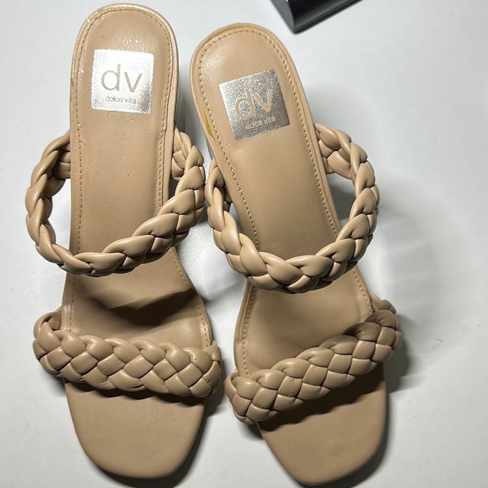 Tan braided heels DV (Dolce  VIita) size 9.5 3 inch heel
